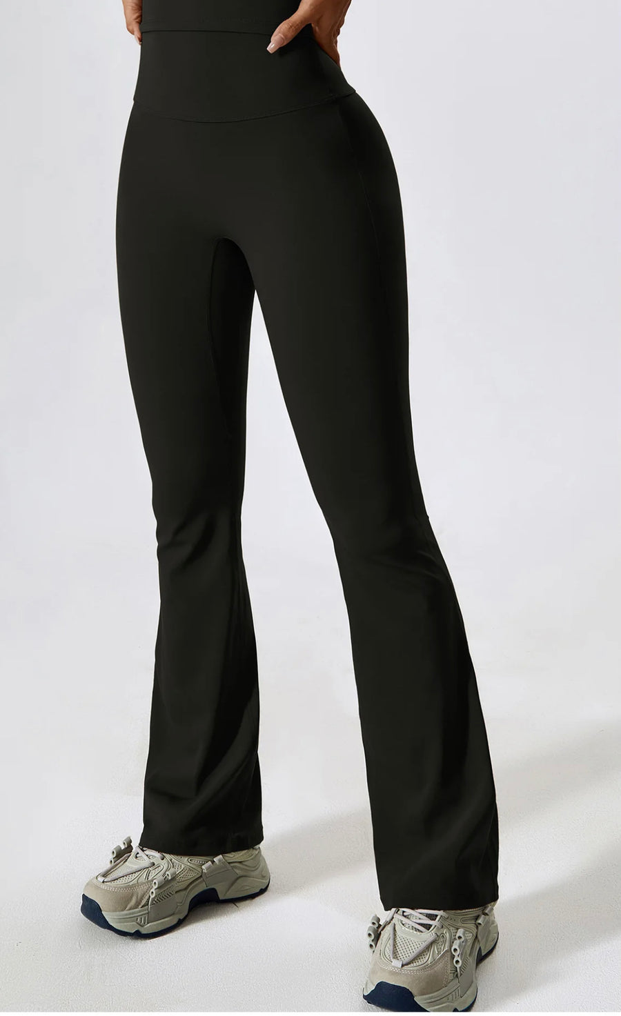 Genevieve high-waisted scrunch flare leggings in black truffle